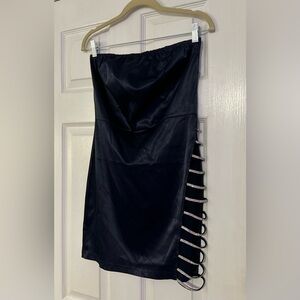 Windsor Elegant Midnight Blue Satin Dress with Rhinestone Accents Women’s Sz M